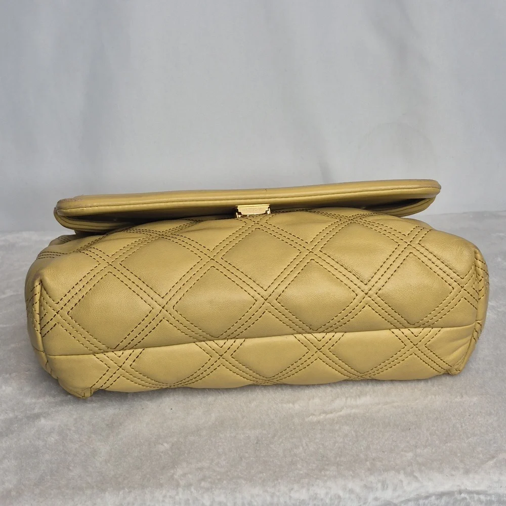 Tory Burch nwt tory